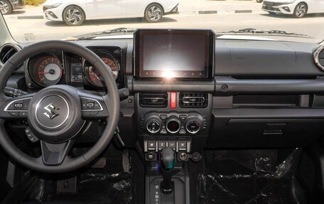 Suzuki Jimny, 2025 год, 2 980 000 рублей, 9 фотография