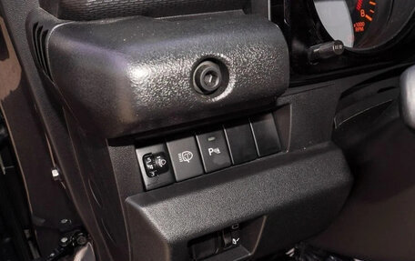 Suzuki Jimny, 2025 год, 2 980 000 рублей, 13 фотография