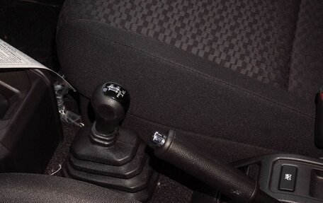 Suzuki Jimny, 2025 год, 2 980 000 рублей, 16 фотография