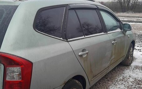 KIA Carens III (RP), 2007 год, 355 300 рублей, 3 фотография