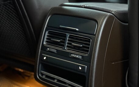 Volkswagen Touareg III, 2016 год, 3 650 000 рублей, 32 фотография