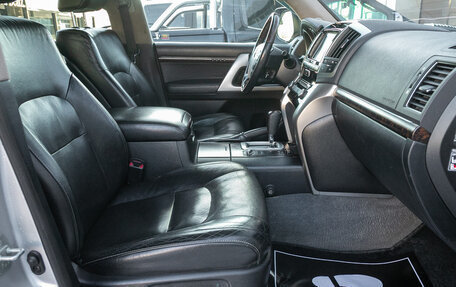 Toyota Land Cruiser 200, 2012 год, 4 225 000 рублей, 20 фотография