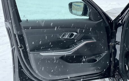 BMW 3 серия, 2021 год, 3 950 000 рублей, 12 фотография