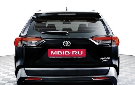 Toyota RAV4, 2024 год, 3 990 000 рублей, 6 фотография
