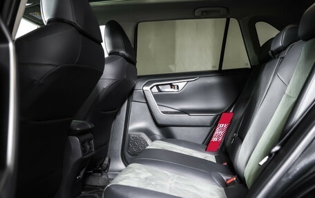 Toyota RAV4, 2024 год, 3 990 000 рублей, 12 фотография