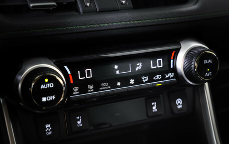 Toyota RAV4, 2024 год, 3 990 000 рублей, 20 фотография