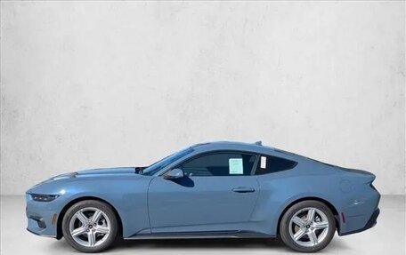 Ford Mustang, 2025 год, 5 795 000 рублей, 5 фотография