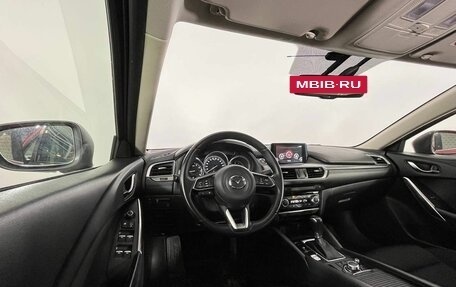 Mazda 6, 2017 год, 1 700 000 рублей, 13 фотография