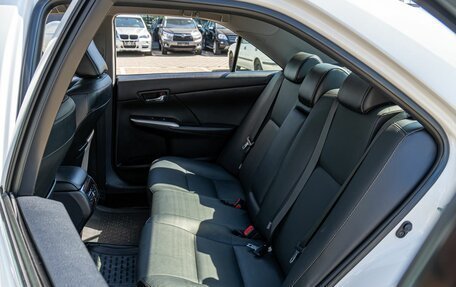 Toyota Camry, 2017 год, 1 995 000 рублей, 19 фотография