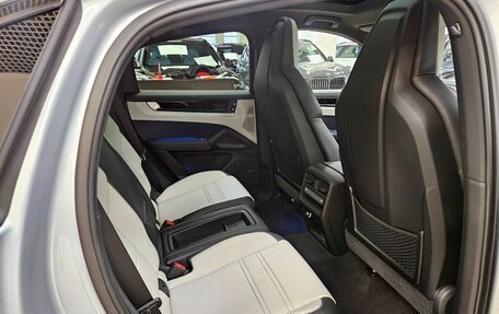 Porsche Cayenne III, 2025 год, 16 550 000 рублей, 16 фотография