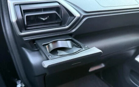 Daihatsu Rocky, 2022 год, 1 200 000 рублей, 31 фотография