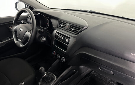 KIA Rio III рестайлинг, 2016 год, 990 000 рублей, 12 фотография