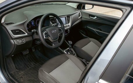 Hyundai Solaris II рестайлинг, 2020 год, 1 395 000 рублей, 13 фотография