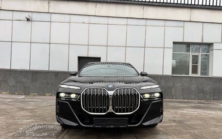BMW 7 серия, 2023 год, 16 000 000 рублей, 2 фотография