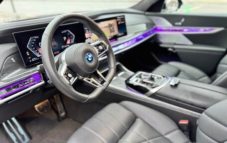 BMW 7 серия, 2023 год, 16 000 000 рублей, 9 фотография