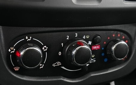 Renault Duster I рестайлинг, 2016 год, 899 000 рублей, 19 фотография