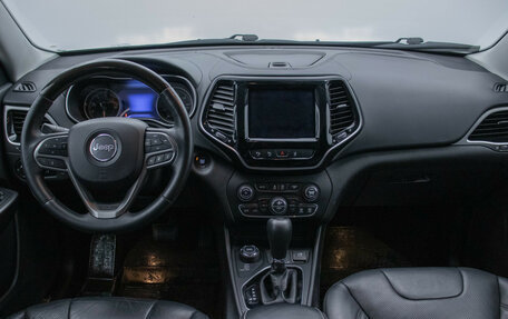 Jeep Cherokee, 2018 год, 1 900 000 рублей, 13 фотография