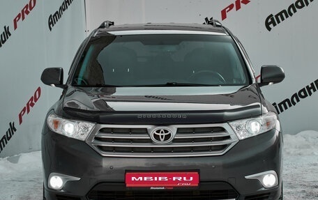 Toyota Highlander III, 2013 год, 2 270 000 рублей, 2 фотография