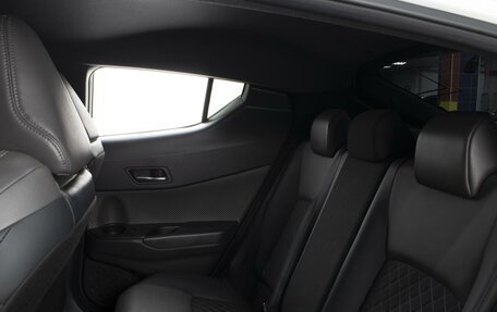 Toyota C-HR I рестайлинг, 2020 год, 1 970 000 рублей, 7 фотография