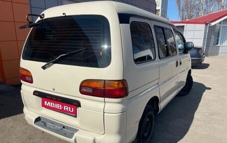 Mitsubishi Delica IV, 1998 год, 645 000 рублей, 5 фотография