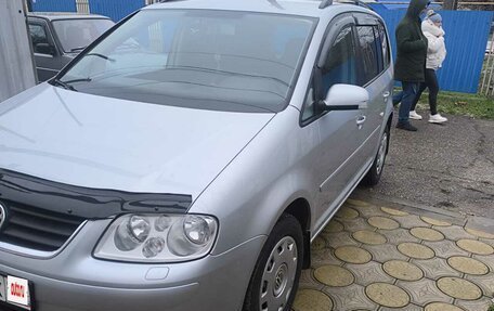 Volkswagen Touran III, 2006 год, 750 000 рублей, 5 фотография