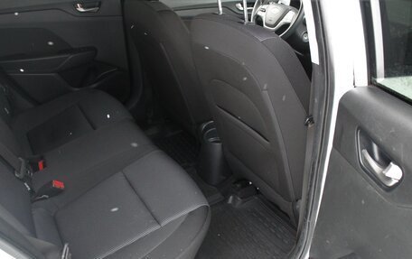 Hyundai Solaris II рестайлинг, 2019 год, 1 345 000 рублей, 21 фотография