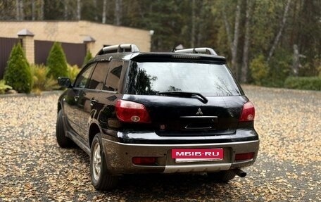 Mitsubishi Outlander III рестайлинг 3, 2007 год, 680 000 рублей, 4 фотография
