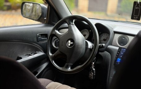 Mitsubishi Outlander III рестайлинг 3, 2007 год, 680 000 рублей, 9 фотография