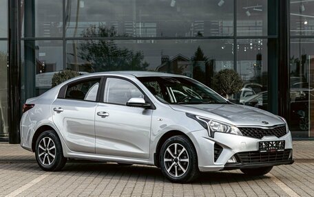 KIA Rio IV, 2022 год, 1 595 000 рублей, 3 фотография