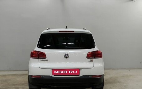 Volkswagen Tiguan I, 2016 год, 1 472 000 рублей, 6 фотография