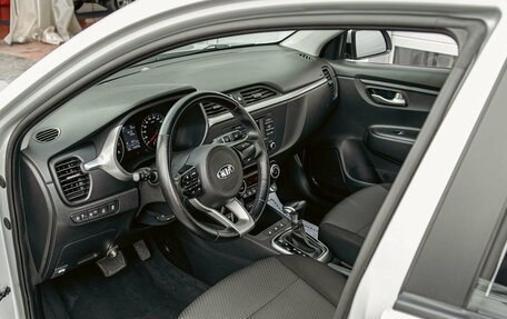 KIA Rio IV, 2022 год, 1 595 000 рублей, 13 фотография