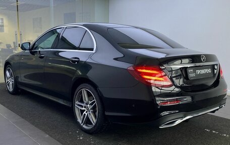 Mercedes-Benz E-Класс, 2018 год, 2 625 000 рублей, 7 фотография