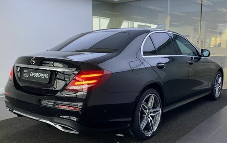 Mercedes-Benz E-Класс, 2018 год, 2 625 000 рублей, 5 фотография