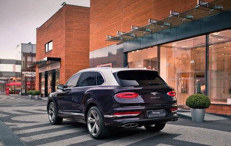 Bentley Bentayga I, 2024 год, 42 300 000 рублей, 4 фотография