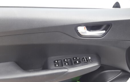 Hyundai Solaris II рестайлинг, 2021 год, 1 849 000 рублей, 11 фотография