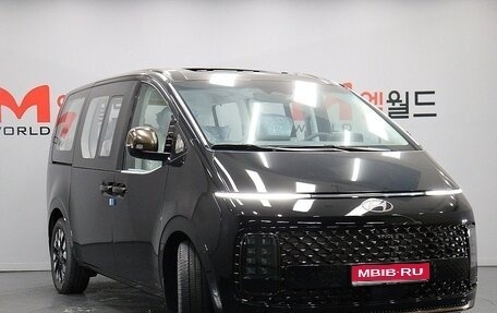 Hyundai Staria, 2025 год, 10 890 000 рублей, 1 фотография