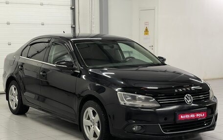 Volkswagen Jetta VI, 2011 год, 799 000 рублей, 1 фотография