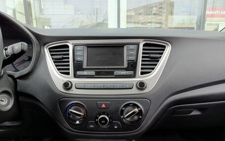 Hyundai Solaris II рестайлинг, 2019 год, 1 387 000 рублей, 18 фотография