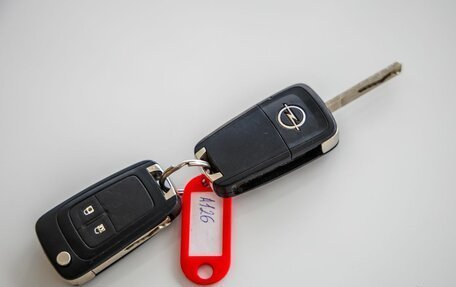 Opel Insignia II рестайлинг, 2014 год, 1 098 000 рублей, 29 фотография