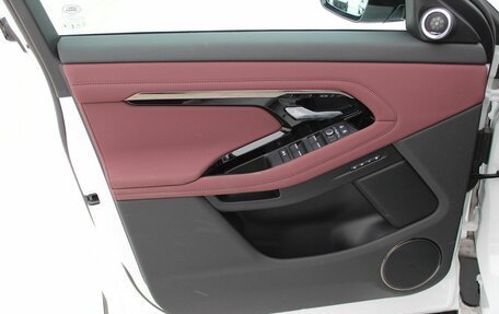 Land Rover Range Rover Evoque II, 2025 год, 6 500 000 рублей, 10 фотография