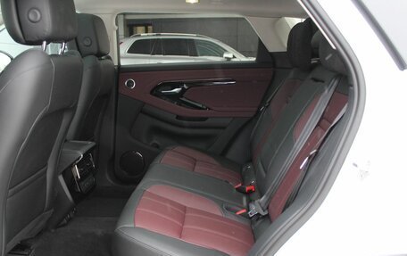 Land Rover Range Rover Evoque II, 2025 год, 6 500 000 рублей, 27 фотография