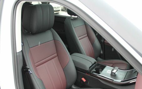 Land Rover Range Rover Evoque II, 2025 год, 6 500 000 рублей, 35 фотография