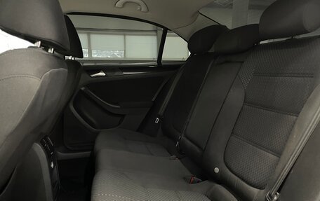 Volkswagen Jetta VI, 2011 год, 799 000 рублей, 19 фотография