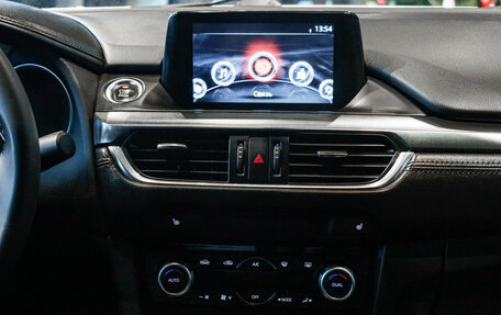 Mazda 6, 2016 год, 1 747 000 рублей, 10 фотография