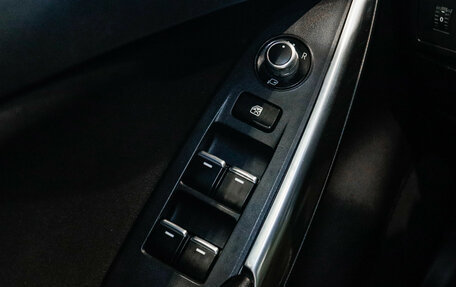 Mazda 6, 2016 год, 1 747 000 рублей, 13 фотография