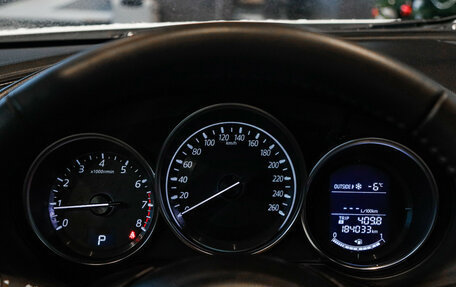 Mazda 6, 2016 год, 1 747 000 рублей, 23 фотография