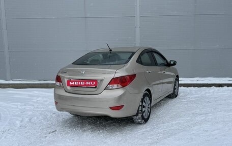 Hyundai Solaris II рестайлинг, 2011 год, 595 000 рублей, 4 фотография