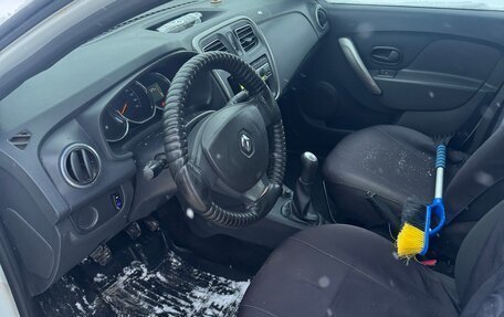 Renault Logan II, 2014 год, 485 000 рублей, 5 фотография