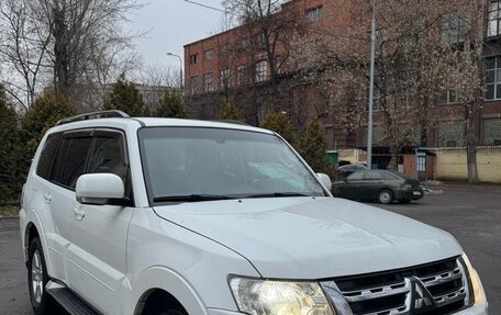 Mitsubishi Pajero IV, 2012 год, 1 900 000 рублей, 3 фотография