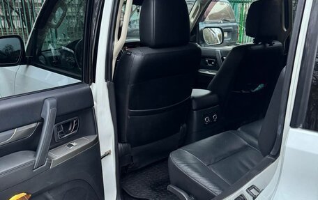 Mitsubishi Pajero IV, 2012 год, 1 900 000 рублей, 23 фотография